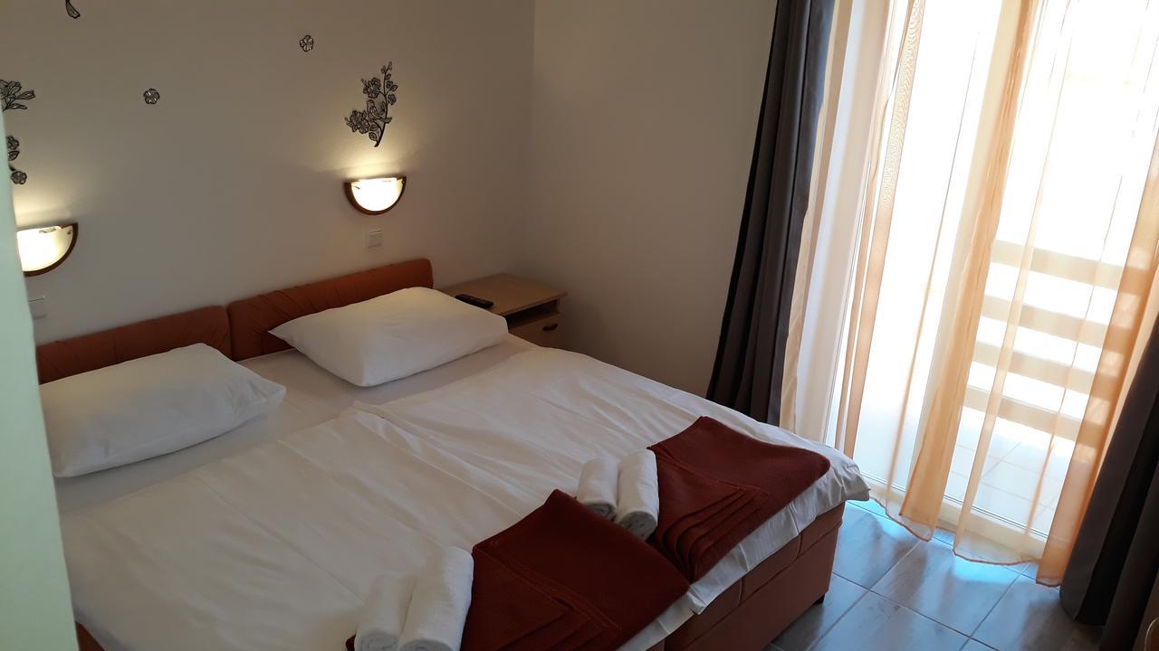 Pansion Maria Bed & Breakfast Zadar Exterior photo